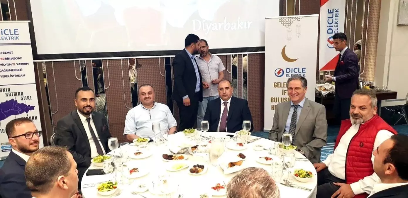 Dicle Elektrik\'te Ramazan Buluşmaları Sürüyor