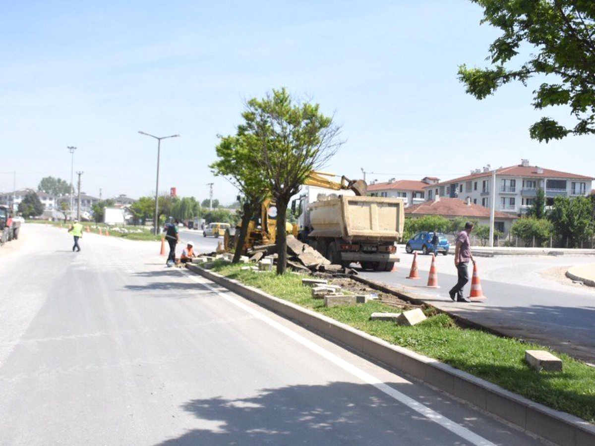 Düzce\'ye Kavşak Çalışmaları Sürüyor