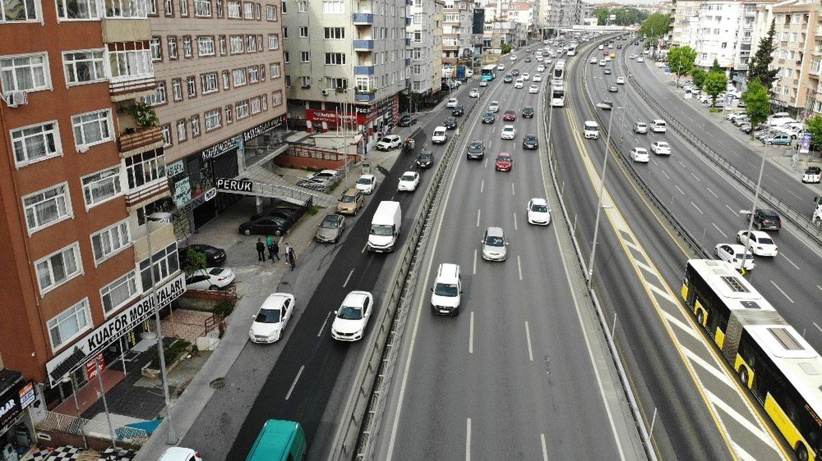 E-5 Yanyol, Araçların Otoparkı Oldu