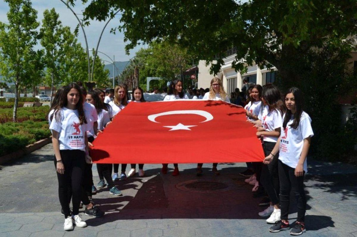 Erdek\'te 19 Mayıs Coşkusu Başladı