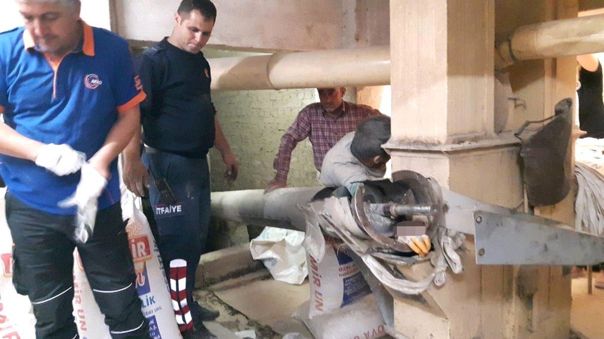 Fabrikada Korkunç Olay: Kolunu Makineye Kaptırdı