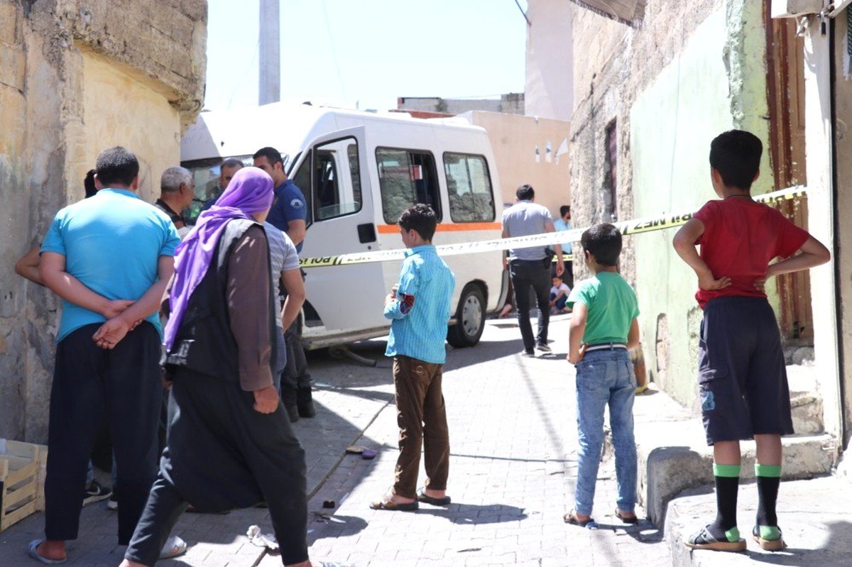 Freni Patlayan Minibüs Çocukların Arasına Daldı: 7 Yaralı