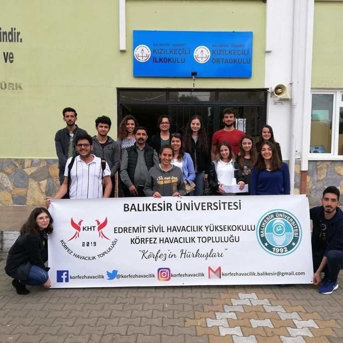 Genç Havacılar Küçük Kardeşlerini Havacılık ile Tanıştırdı