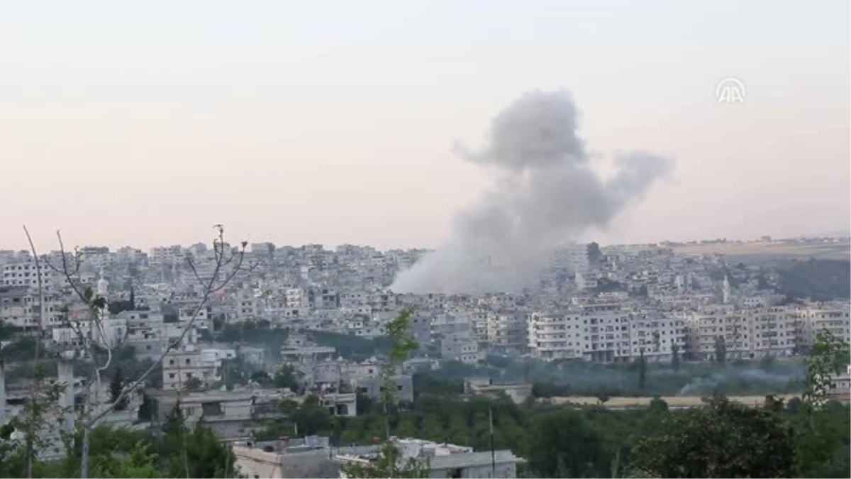 İdlib\'de İftardan Önce Pazara Saldırı: 5 Ölü, 20 Yaralı
