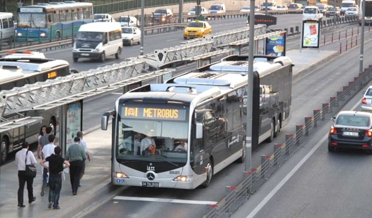 İBB\'den ücretsiz ulaşım kararı 