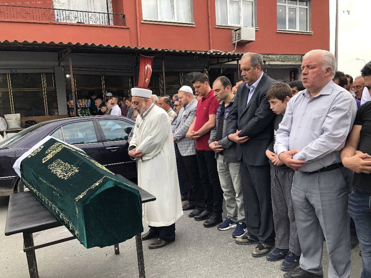 İstinat Duvarının Altında Can Veren Fatih Göztepe Toprağa Verildi