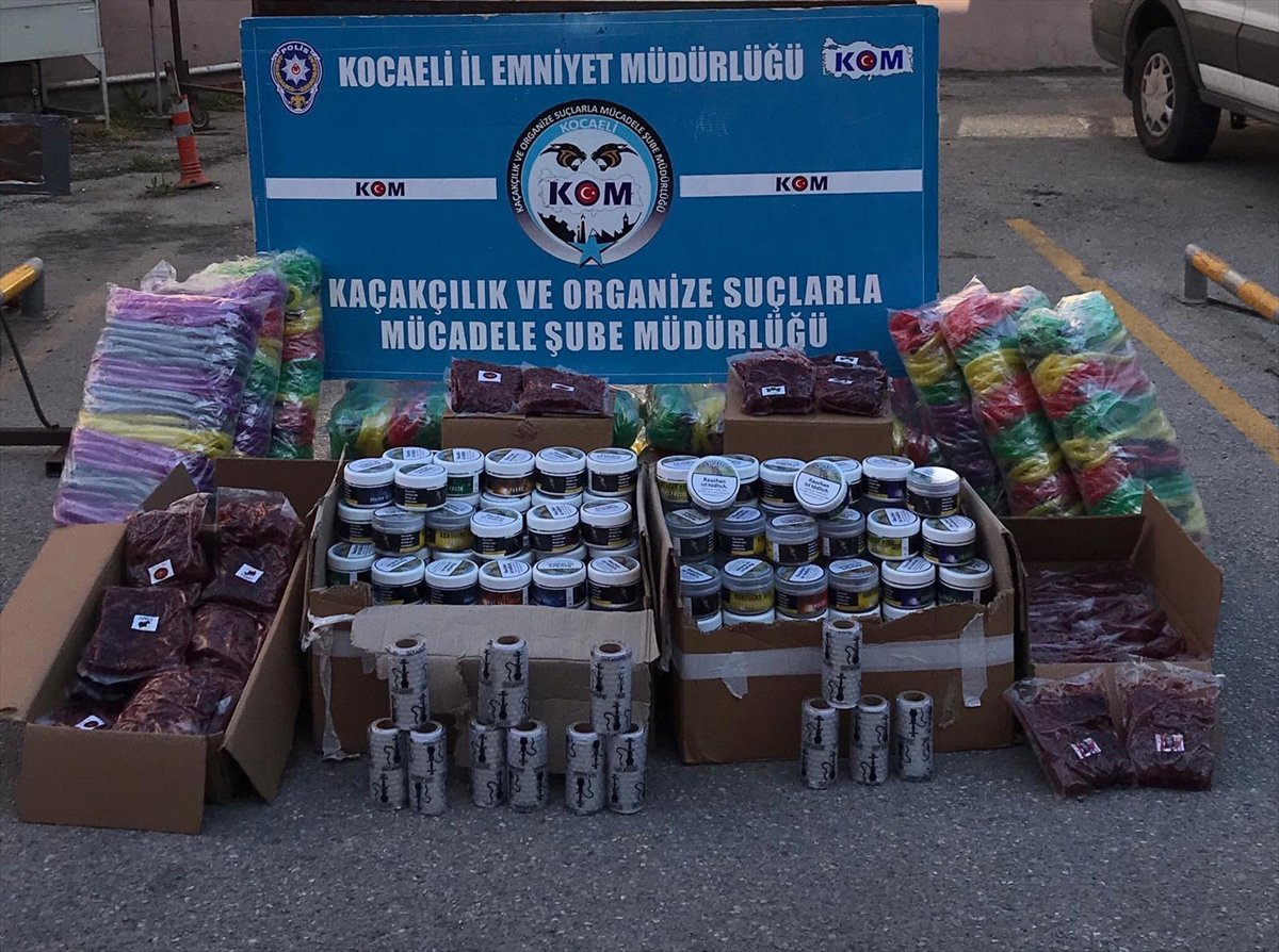 Kocaeli\'de 190 Kilogram Kaçak Nargile Tütünü Yakalandı