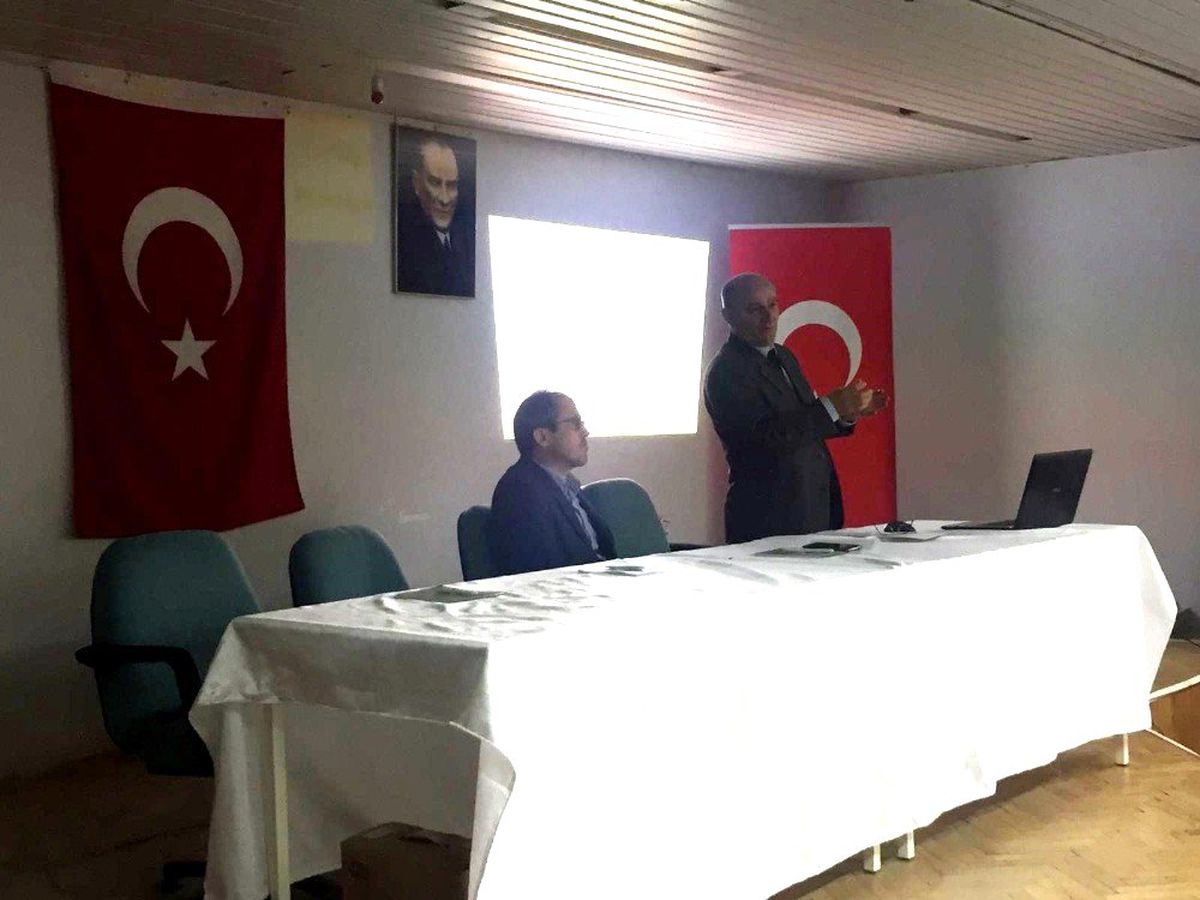 Kulu\'da Çiftçiler Süne ile İlgili Mücadele Konusunda Bilgilendirildi