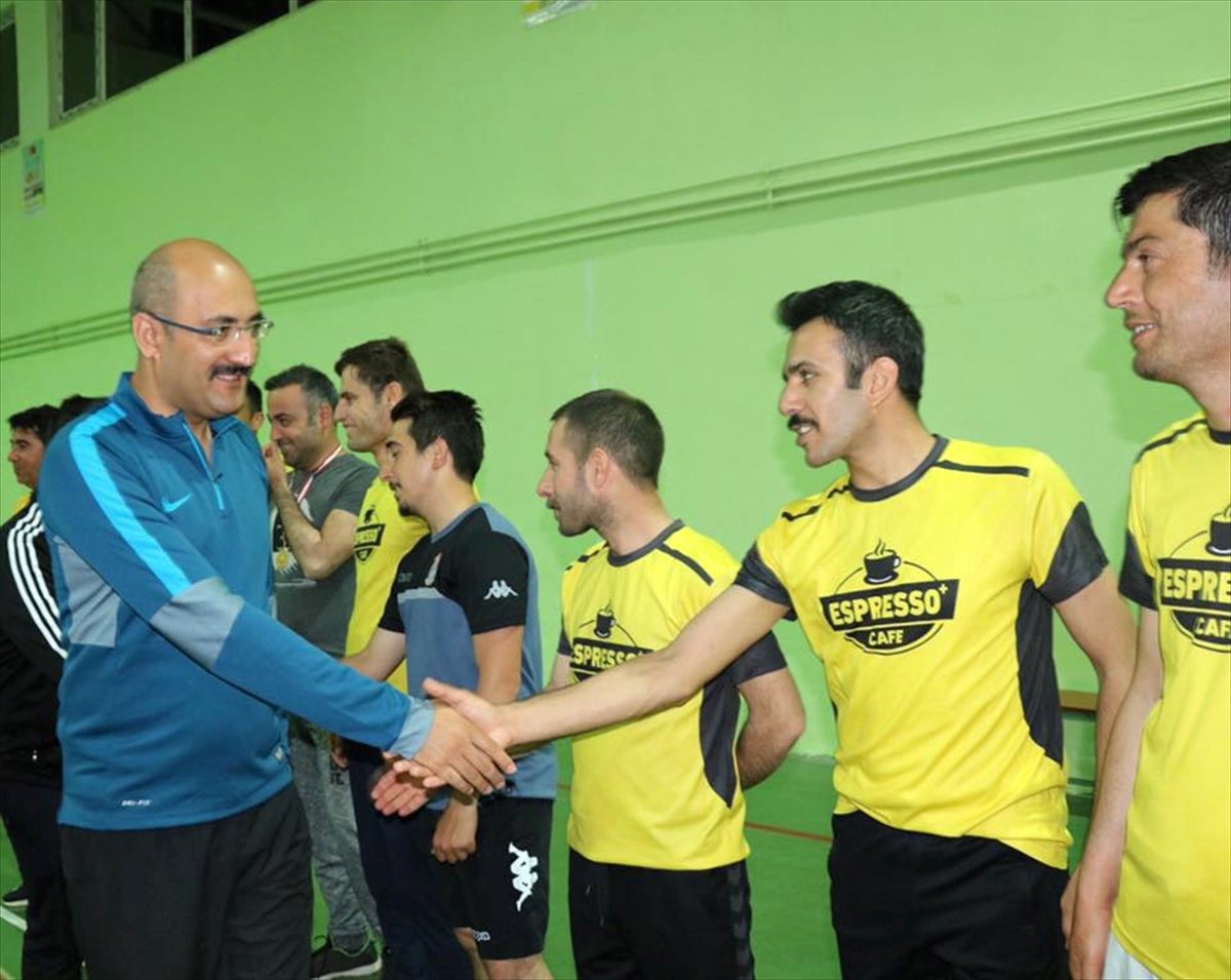 Kurtalan\'da Kurumlar Arası Voleybol Turnuvası