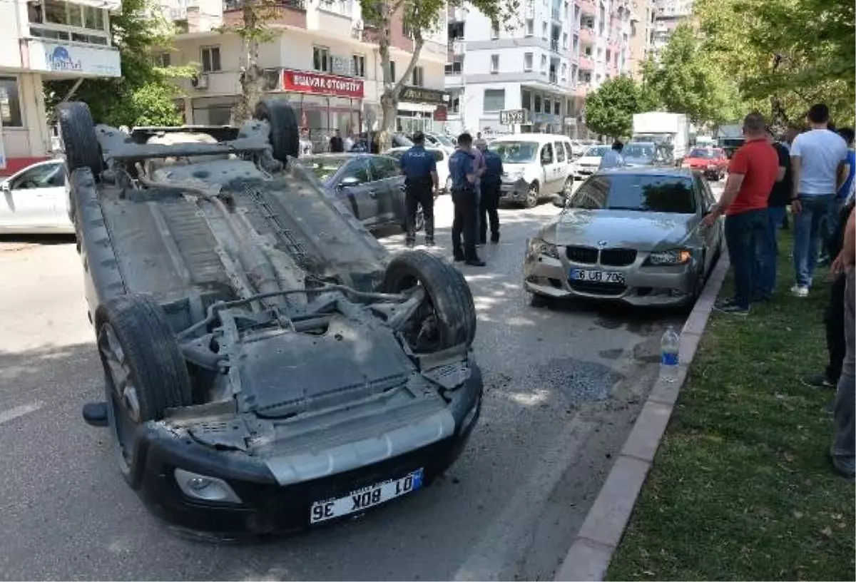 Lüks Otomobili Teste Çıkaran Tamirci Kaza Yapıp Şoka Girdi