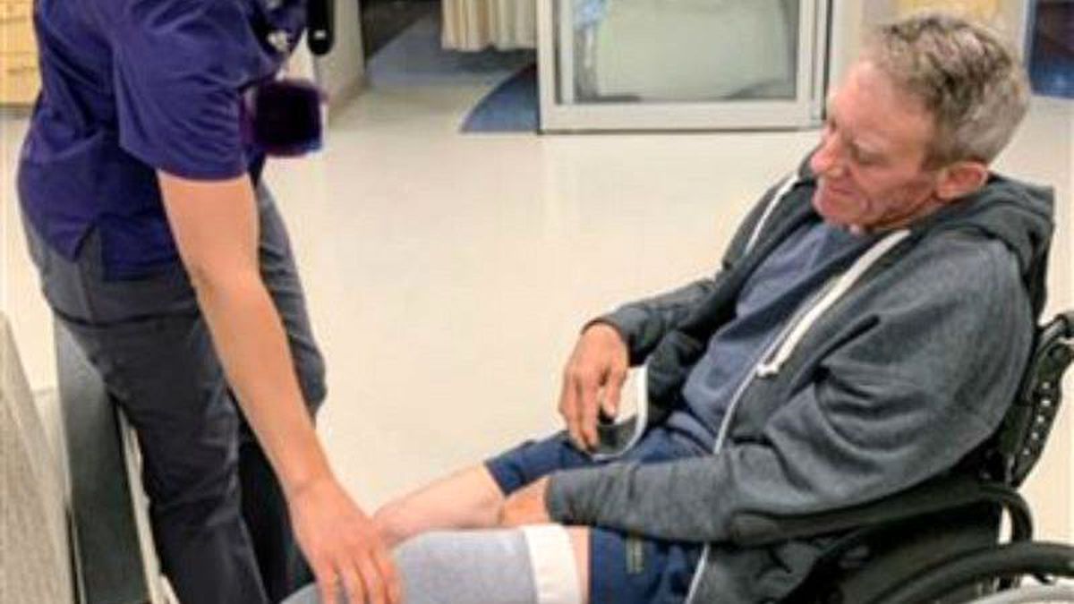 Mısır Makinesine Düşen Çiftçi Çakıyla Bacağını Keserek Kurtuldu