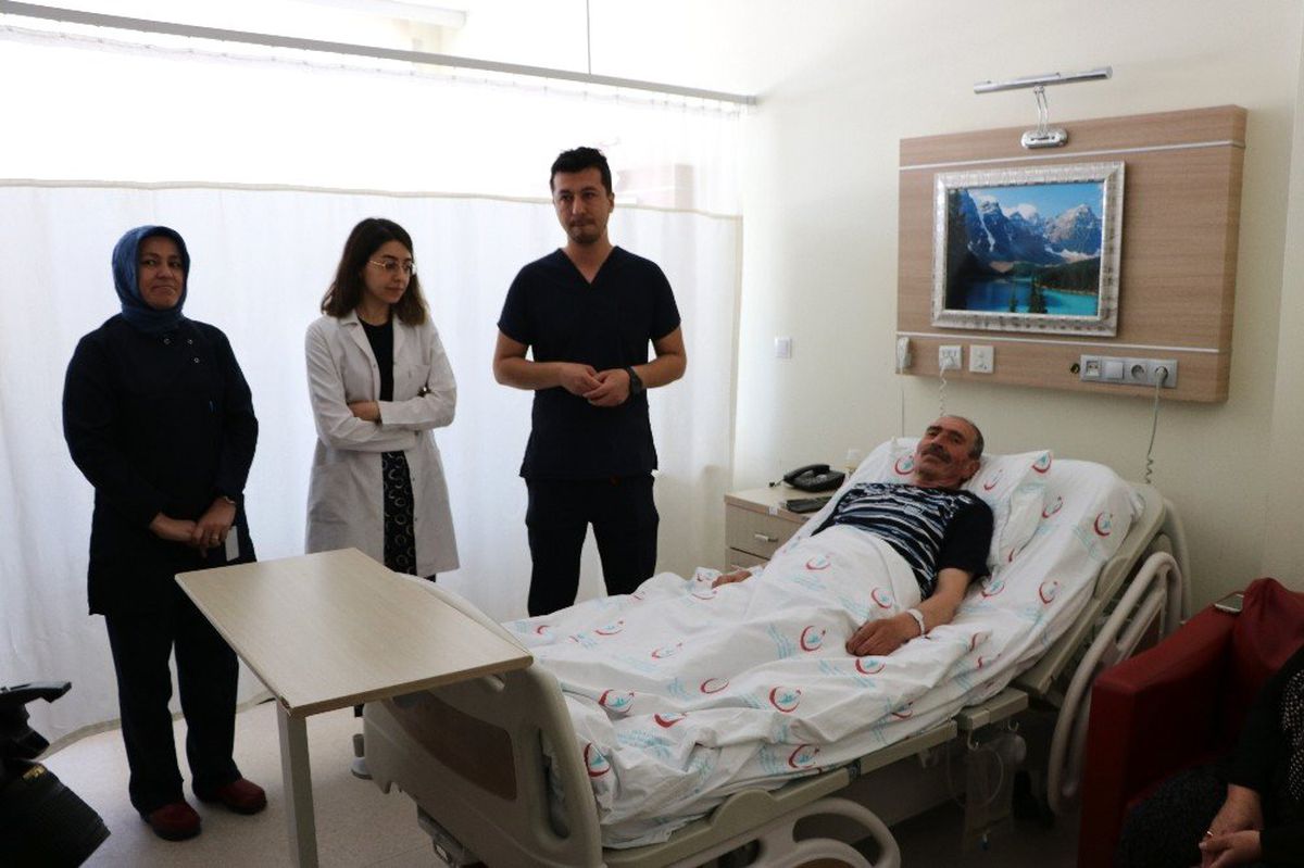 Niğde\'de İlk Defa Prostat Kanseri Ameliyatı Yapıldı
