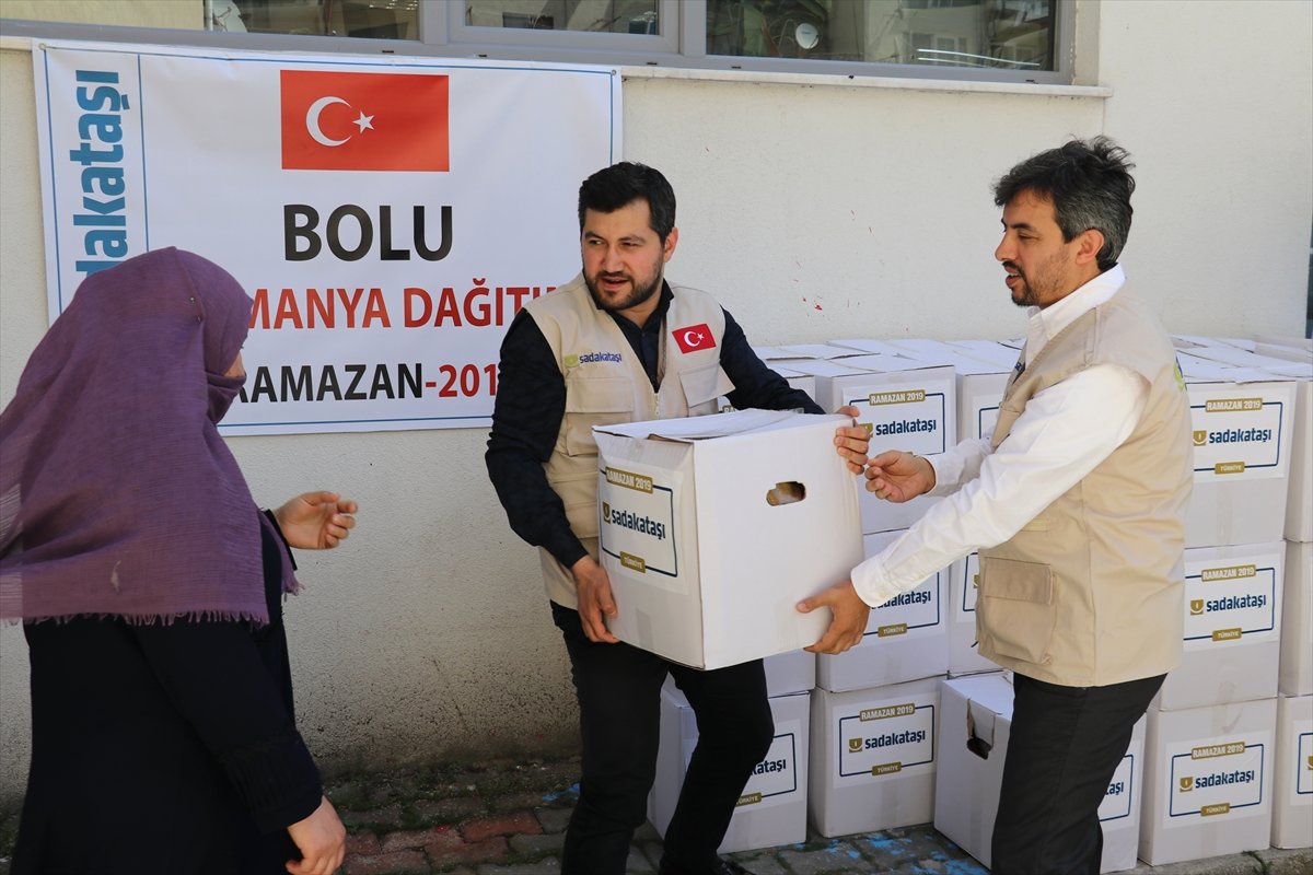 Sadakataşı\'ndan Bolu\'da Ramazan Yardımı