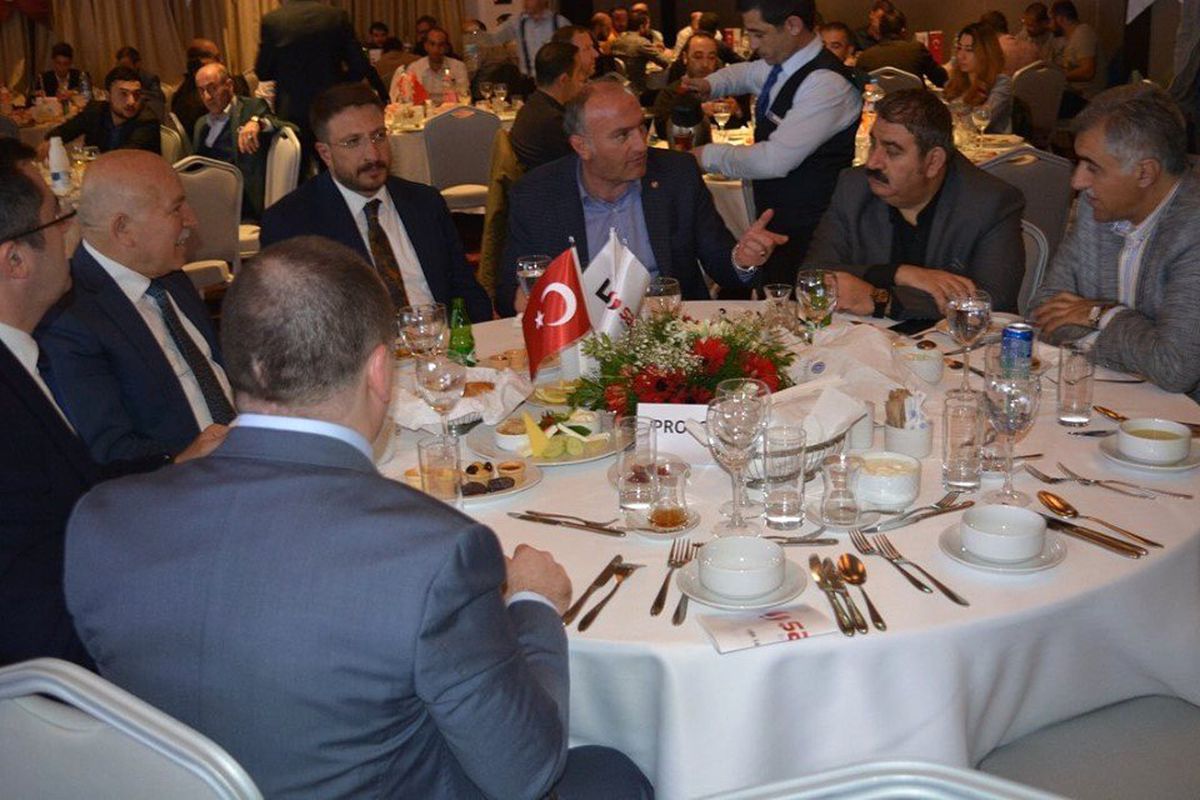 Şafak Bilgi Teknolojileri\'nden İftar Programı