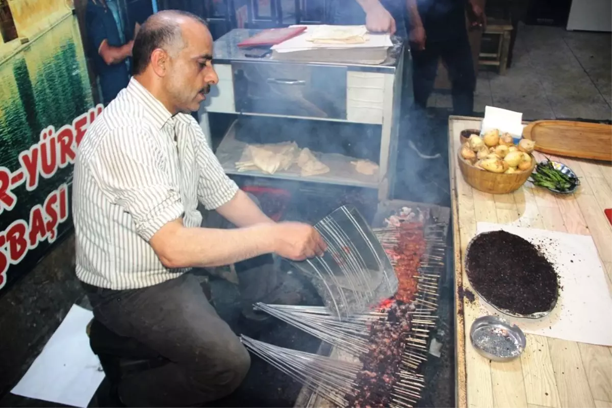 Sahurun Vazgeçilmezi Ciğer Kebabı