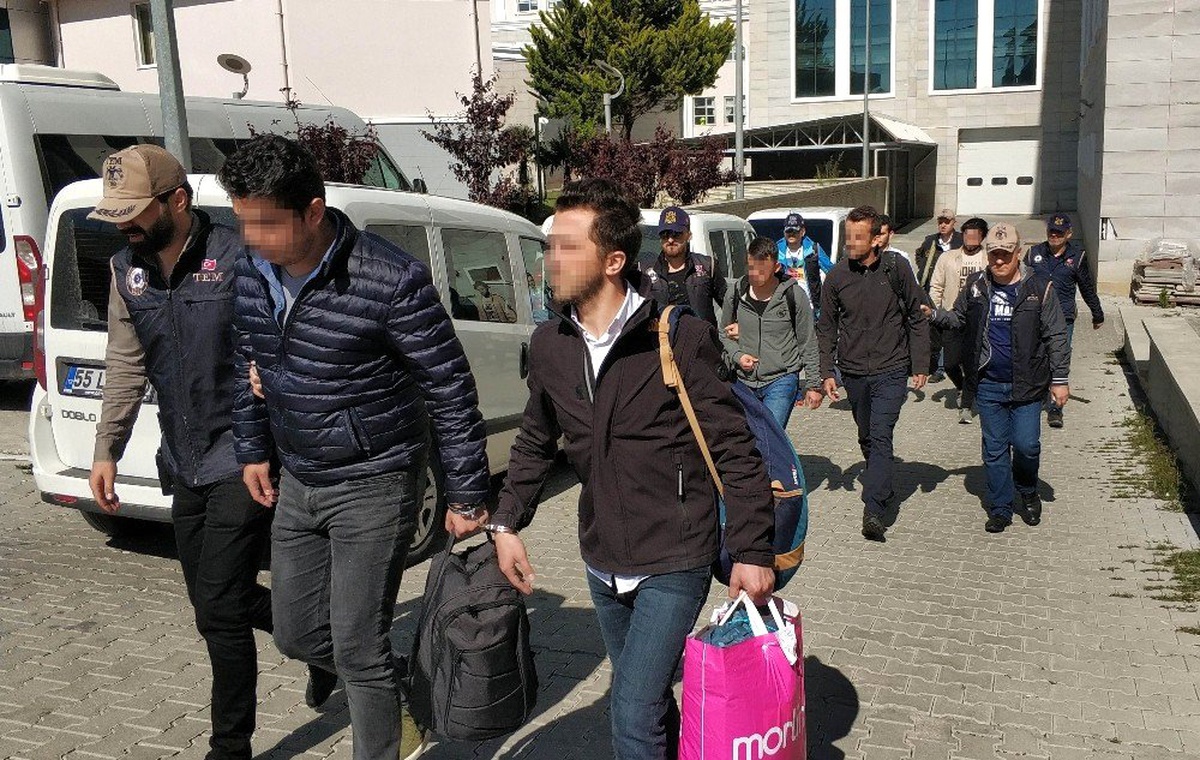 Samsun\'da Fetö\'nün Asker Yapılanmasında 6 Zanlı Adliyede
