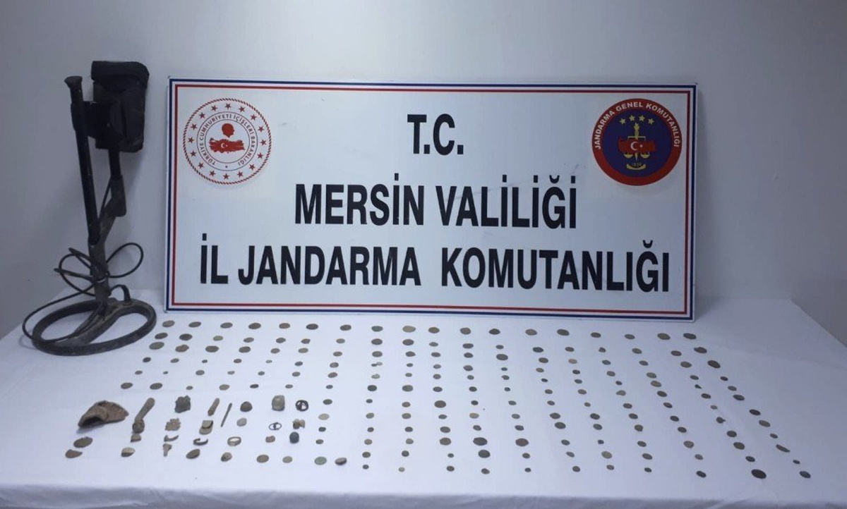 Tarsus\'ta Tarihi Eser Operasyonu