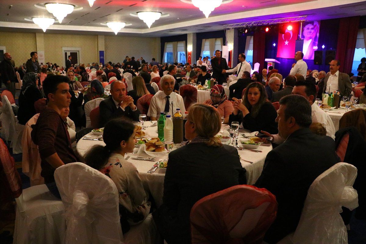 Tekirdağ\'da Gazi ve Şehit Aileleri İçin İftar