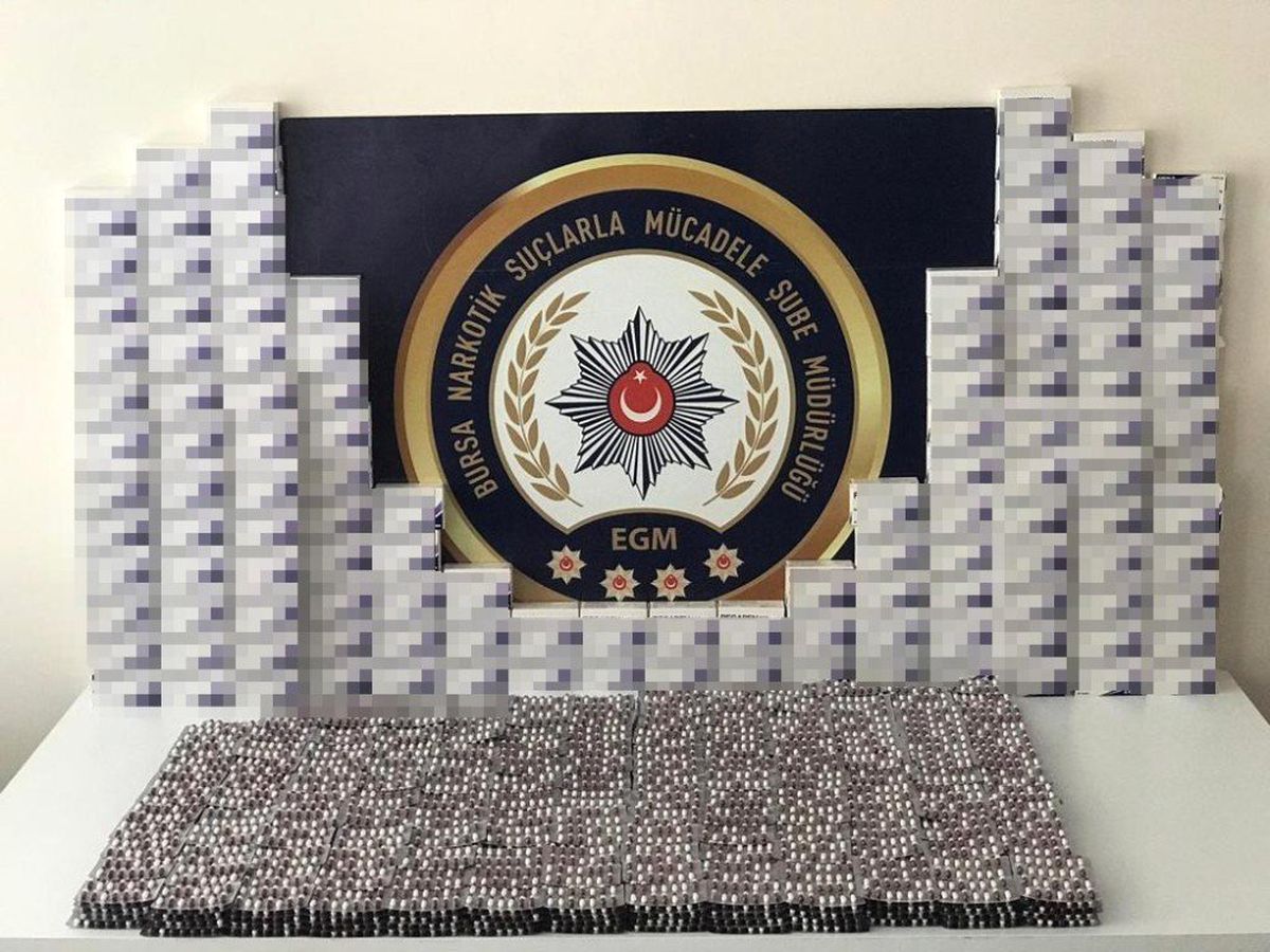 Uyuşturucu Madde Olarak Kullanılan Binlerce Reçetesiz İlaç Ele Geçirildi