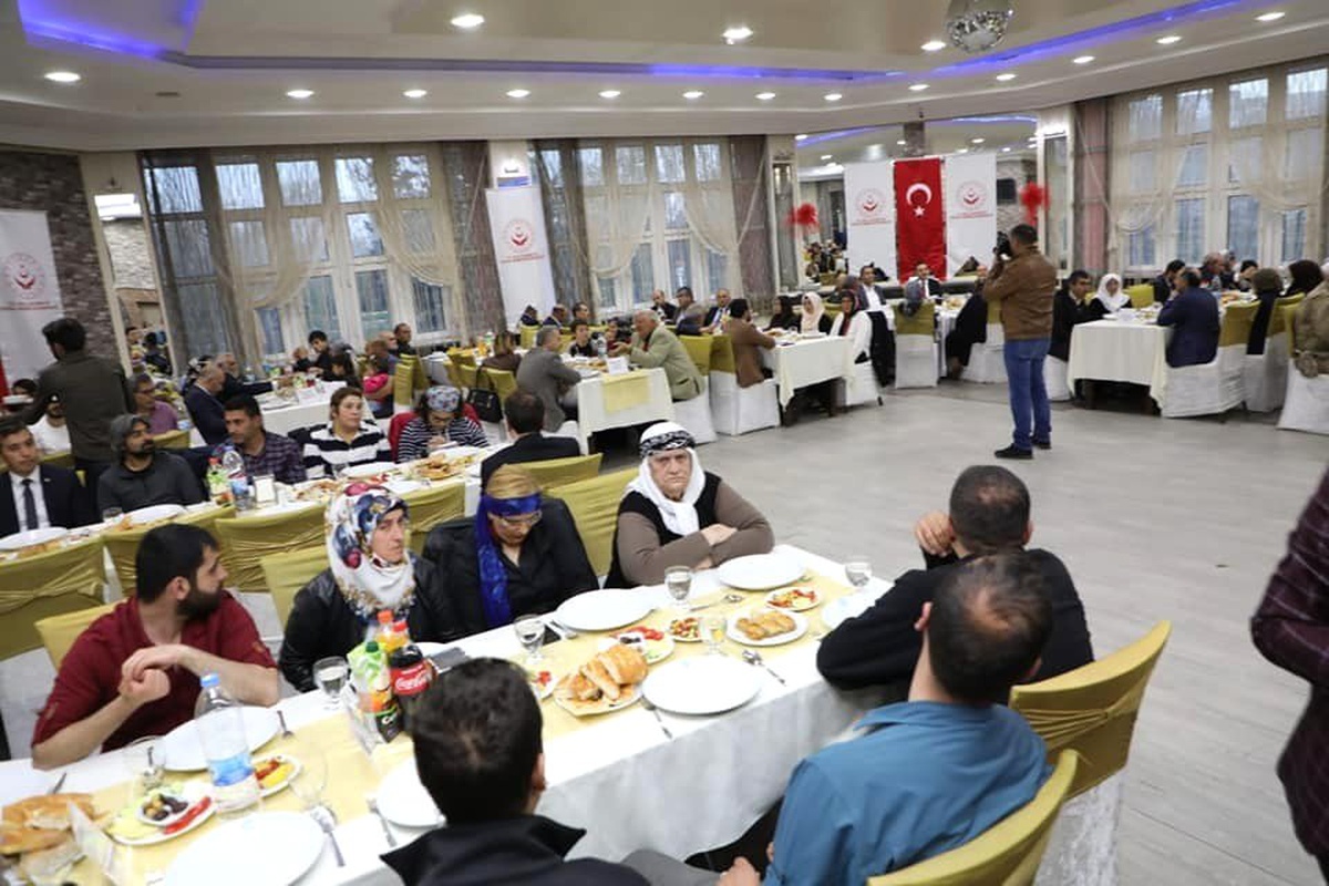 Vali Öksüz, Şehit Yakınları ve Gaziler ile İftarda Buluştu