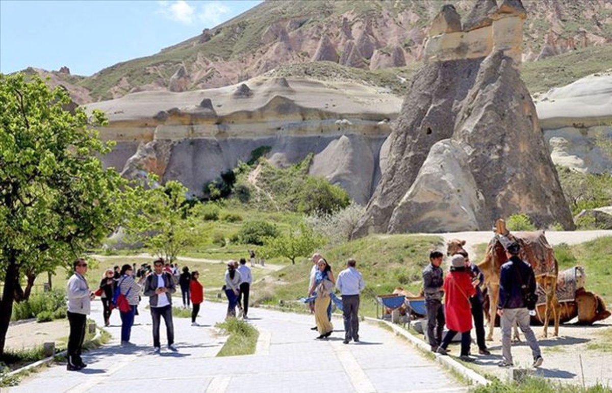 Yabancı turist sayısında yüzde 24 artış
