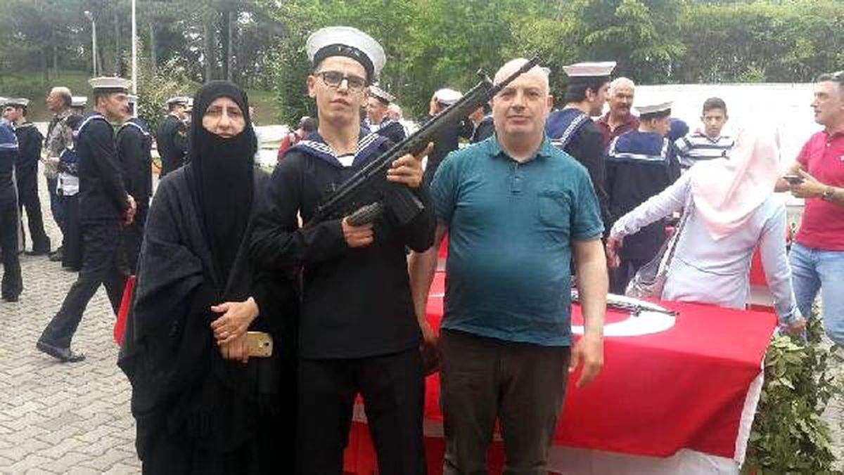 1 Gün İçin Bahriyeli Oldular