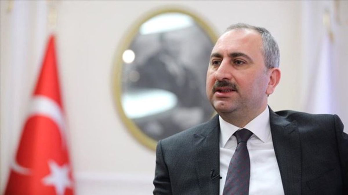 Adalet Bakanı Gül: Öcalan\'ın görüşme yasağı kaldırıldı