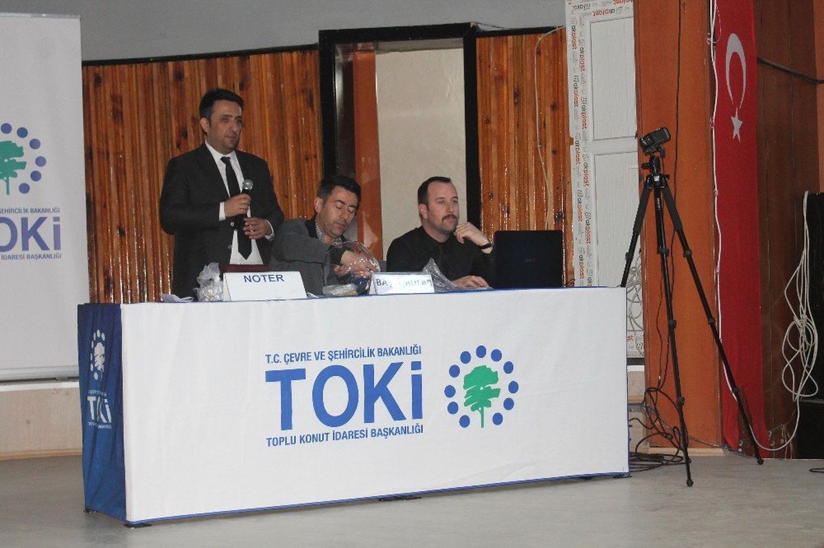 Ağrı\'da Toplu Konutlar İçin Kuralar Çekildi