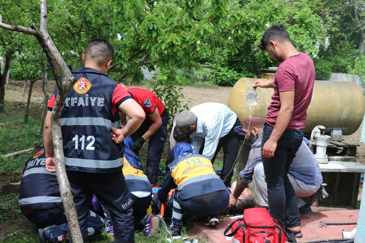 Ayağını Tarım Aletine Kaptıran Vatandaş Hastaneye Kaldırıldı