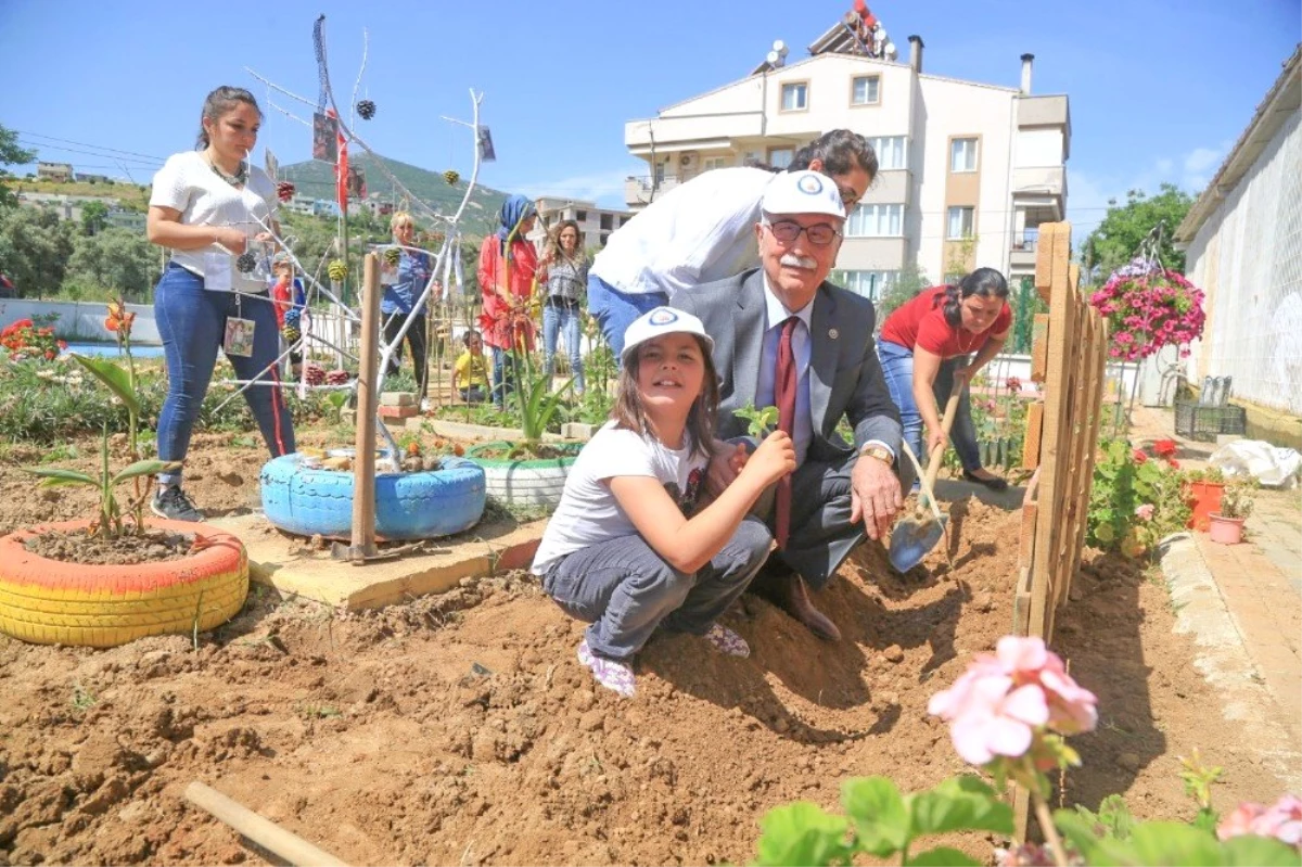 Başkan Atıcı, Özel Bireylerle Fidan Dikti