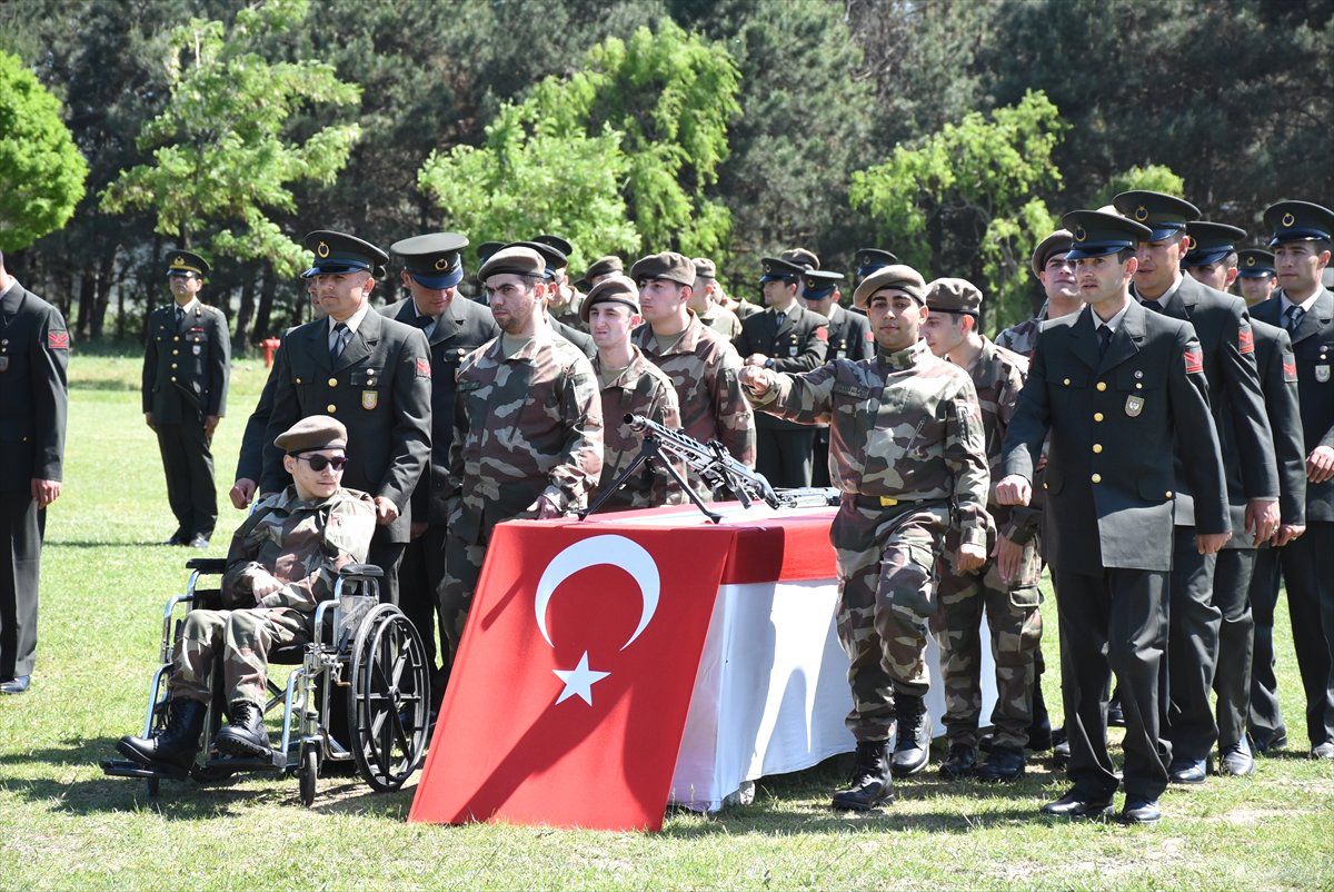Çorlu\'da Engelli Gençler "Askerlik Sevinci" Yaşadı