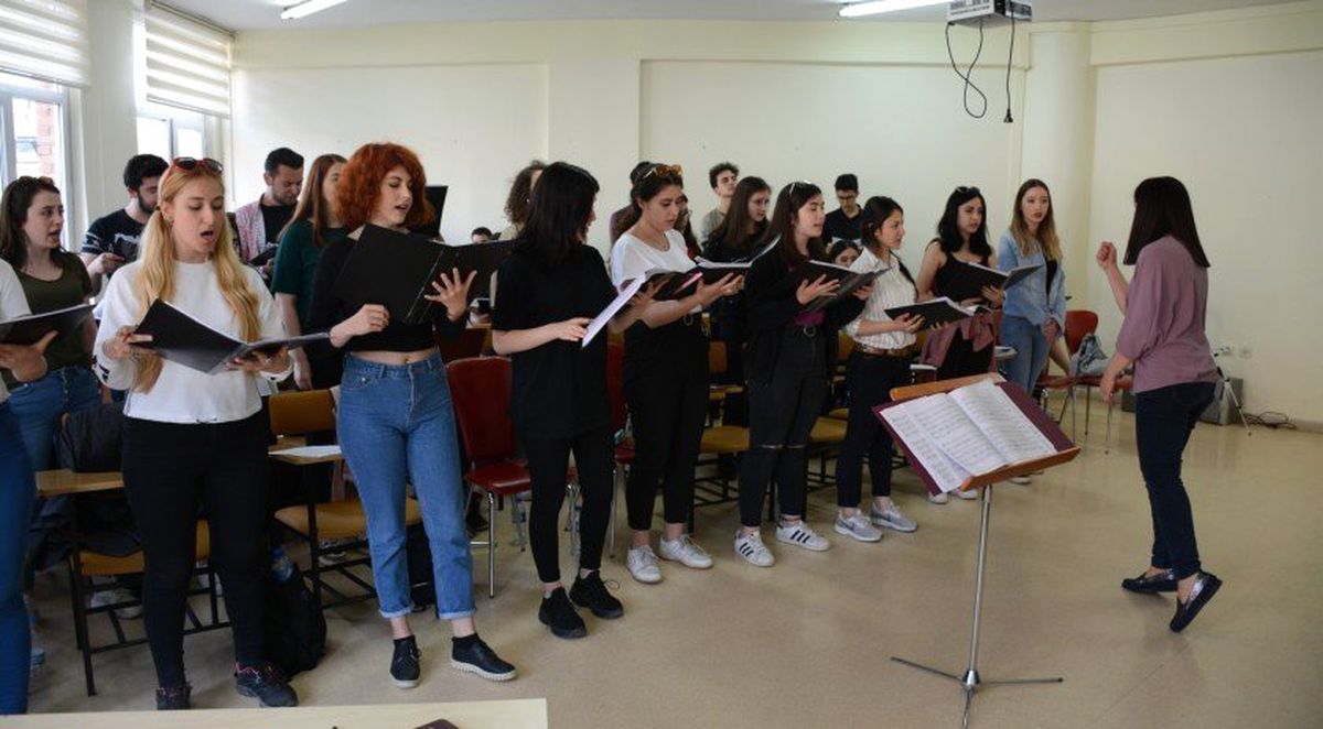 Devlet Konservatuvarı Gençlik Korosu\'ndan 19 Mayıs\'a Özel Konser