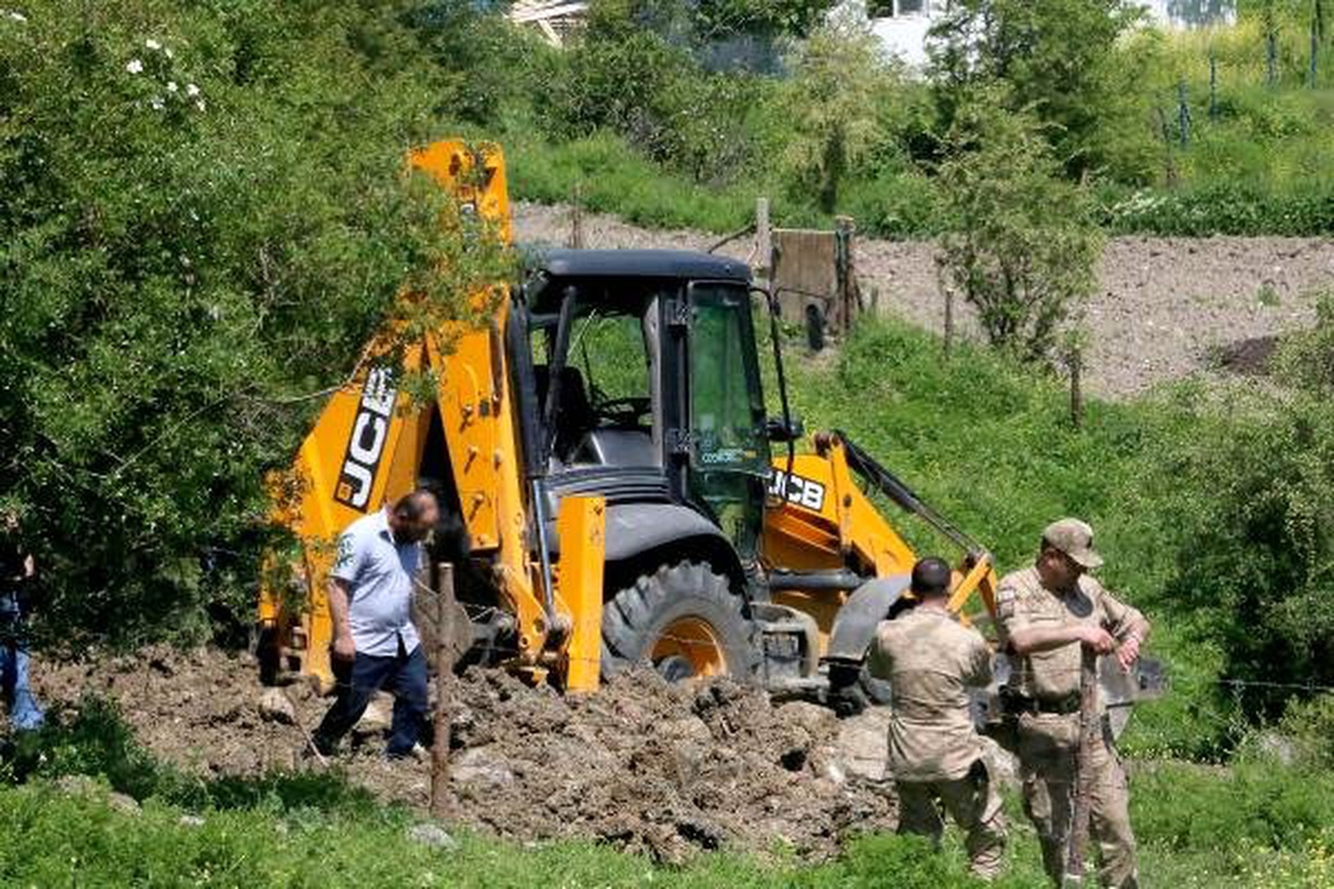 Ecrin\'in Kaybolduğu Evin Yakınında Kazı Çalışmasına Devam Edildi