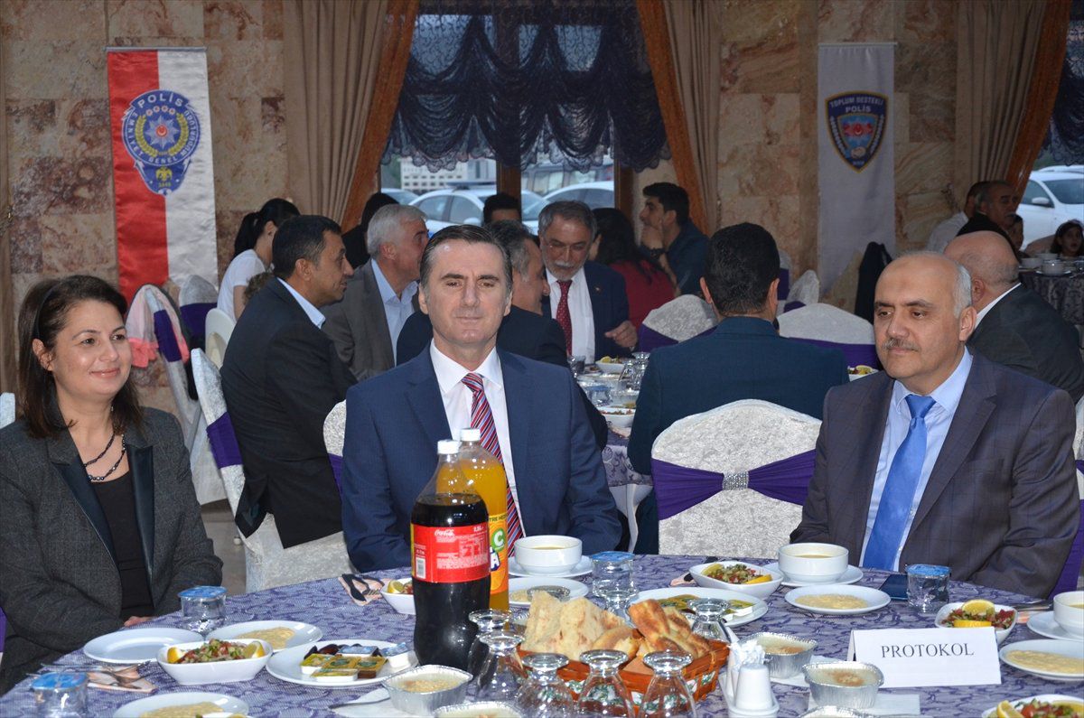 Emniyet Personeli İftarda Bir Araya Geldi