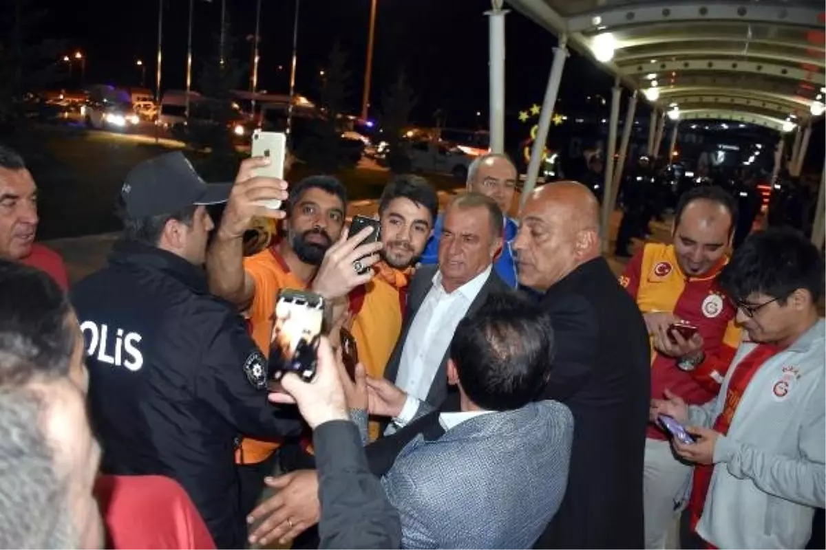 Galatasaray, Sivas\'tan Ayrıldı