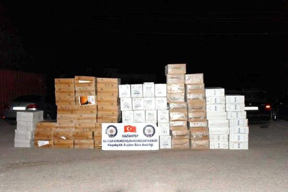 Gaziantep\'te 65 Bin 300 Paket Kaçak Sigara Ele Geçirildi