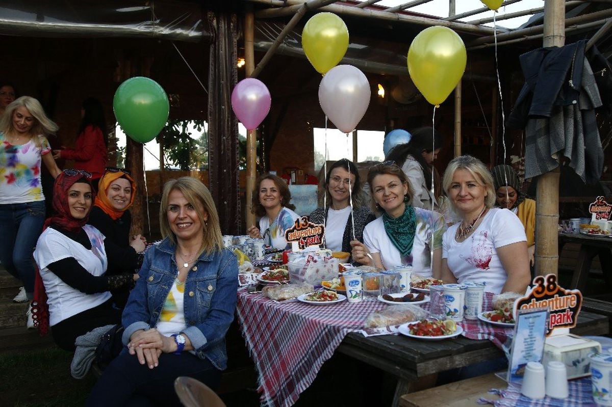 Hemşire ve Ebeler İftarda Bir Araya Geldi