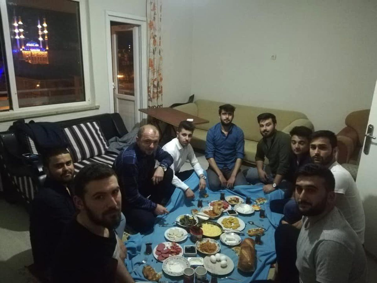 İl Başkanı Karabıyık Gençlerle Bir Araya Geldi