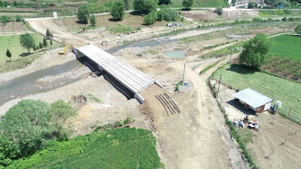 Karamürsel Semetler Köprüsünde Tabliye İmalatına Başlandı
