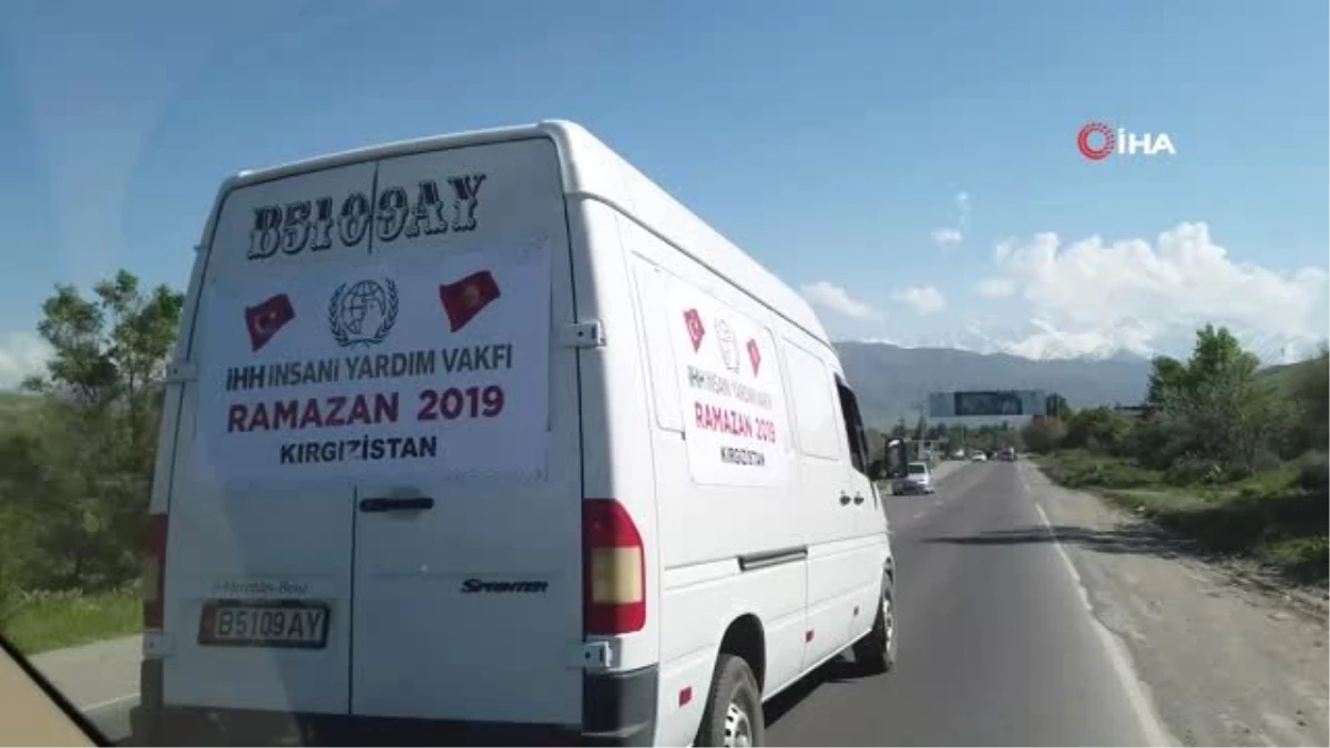 Kırgızistan\'da Ramazan\'da 5 Bin 184 Kişiye Kumanya Dağıtıldı