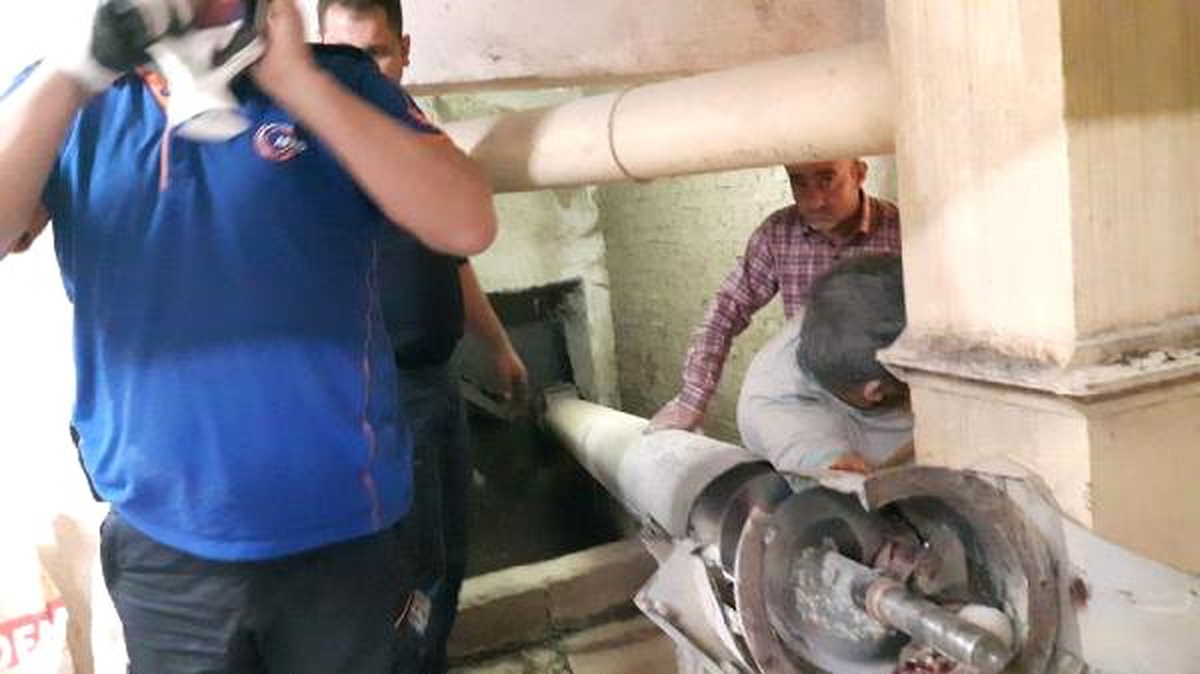 Kolunu Makineye Kaptıran İşçi Ağır Yaralandı