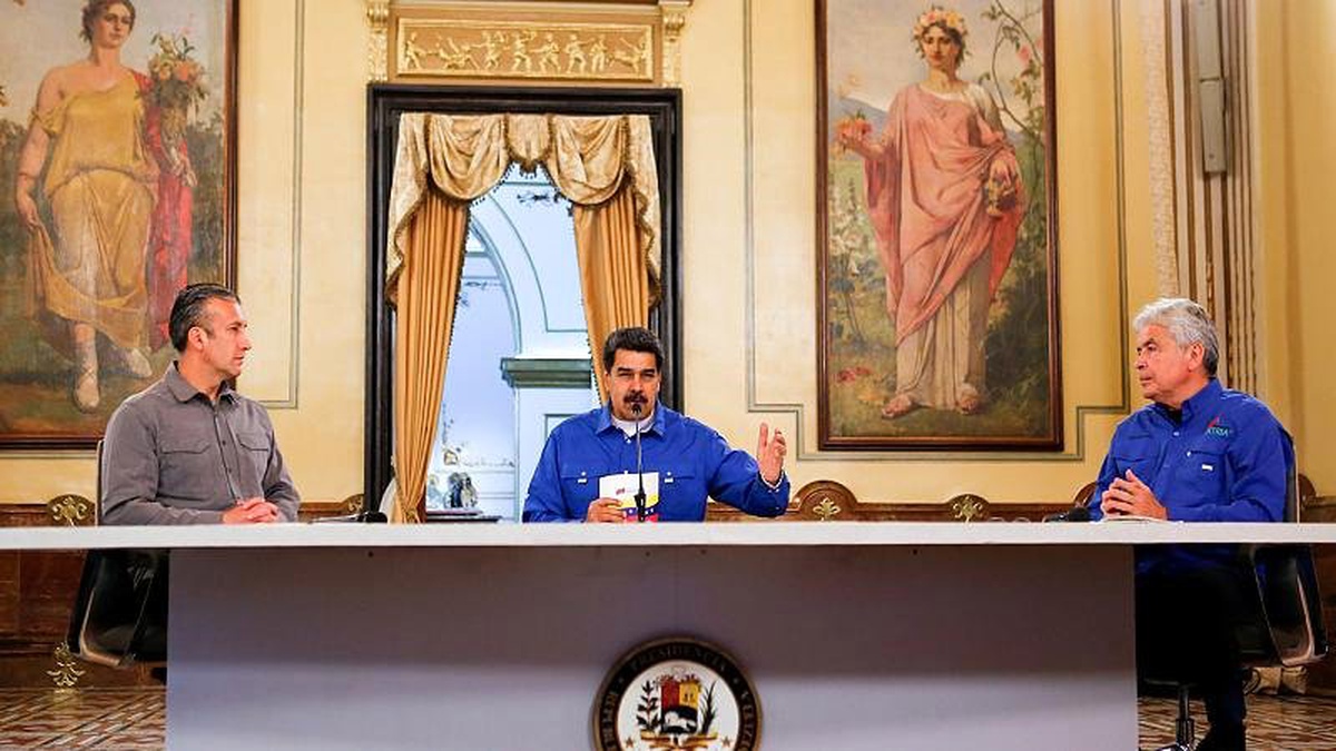 Maduro Yönetimi: \'Abd\'nin Kuklası Olmayan Demokrat\' Muhaliflerle Görüşüyoruz