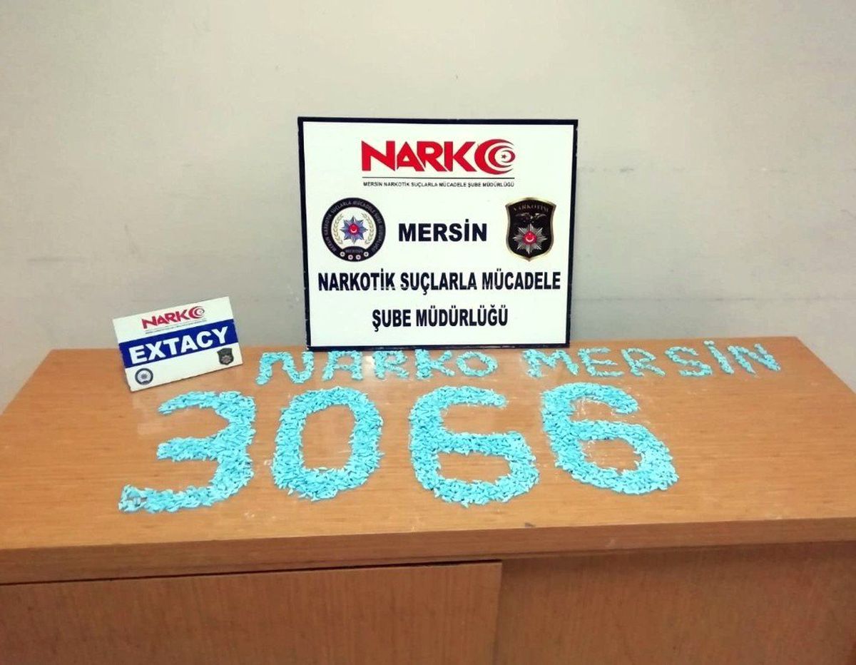 Mersin\'de 3 Bin 66 Adet Uyuşturucu Hap Ele Geçirildi