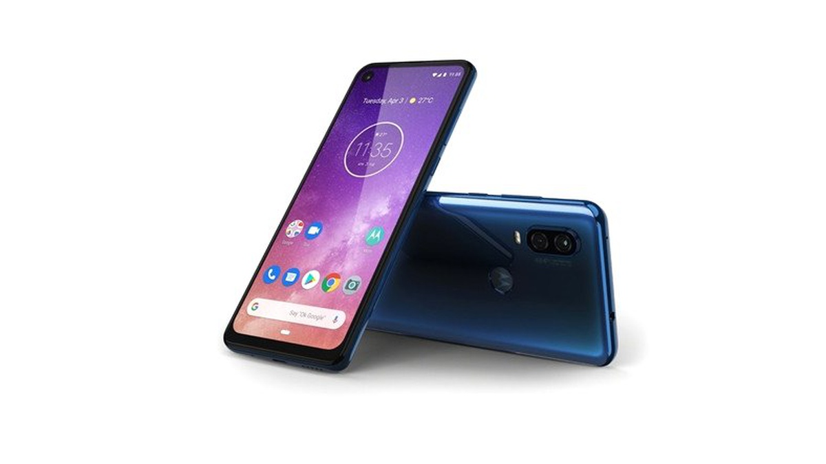 Motorola P50, Haziran\'da Delikli Ekranla Piyasaya Sürülecek
