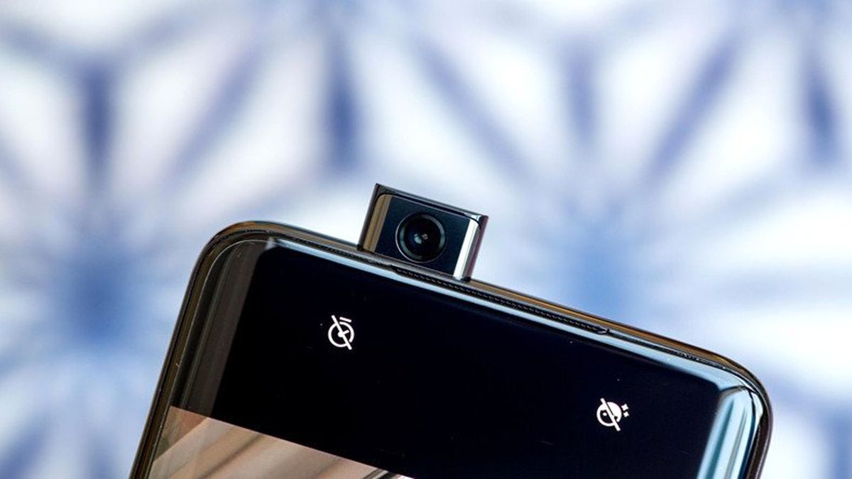 Oneplus 7 Pro\'nun Ön Kamerasıyla Beton Kalıbı Kaldırdığı Sağlamlık Testi (Video)