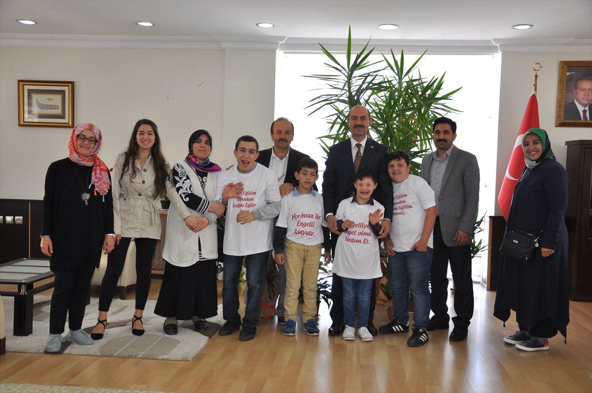 Özel Öğrencilerden Başkan Kılıç\'a Ziyaret