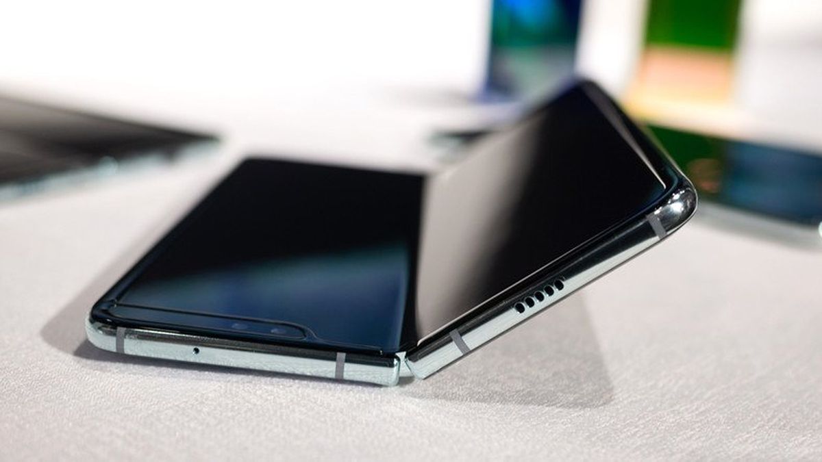 Samsung\'un Galaxy Fold\'un Bozulmasını Engellemek İçin Yaptığı İki Büyük Değişiklik