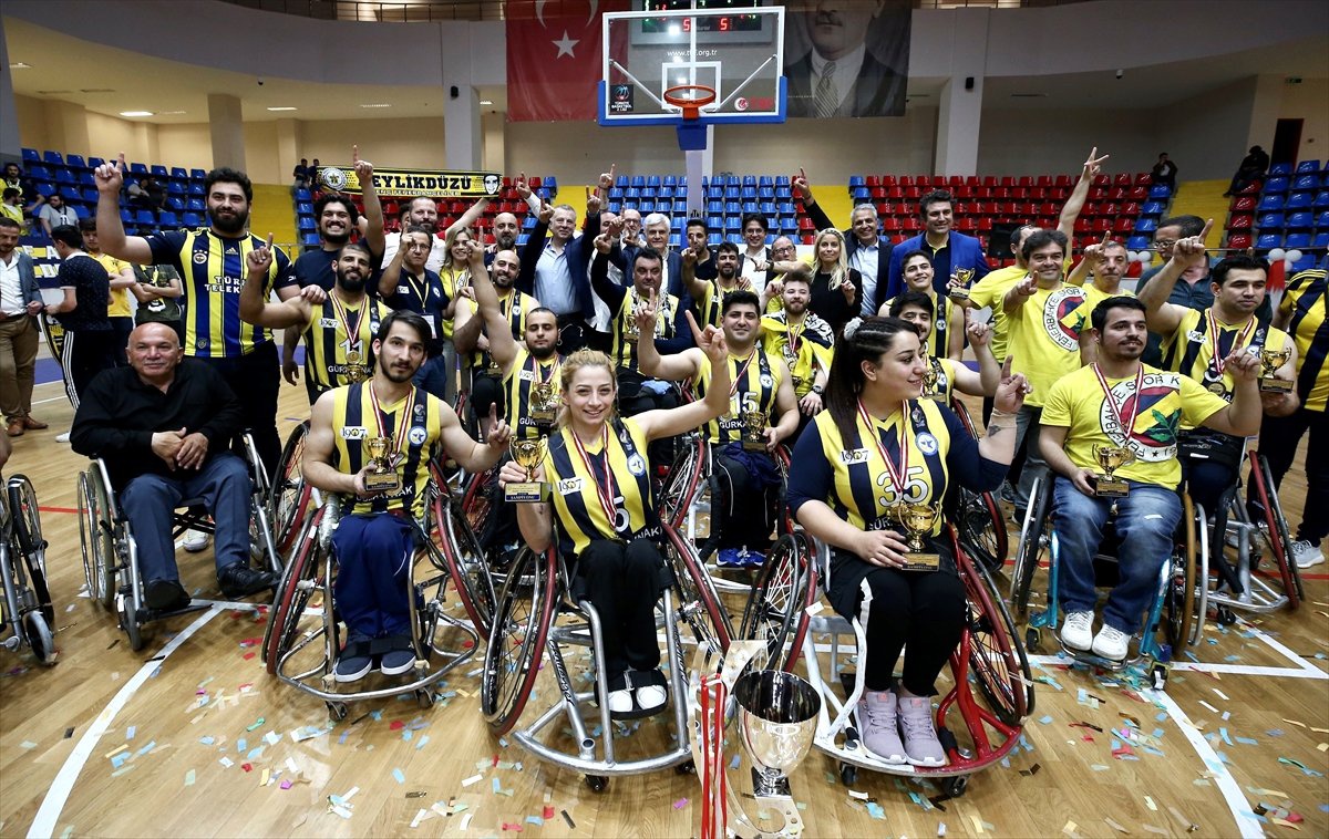 Tekerlekli Sandalye Basketbolunda Şampiyon Fenerbahçe