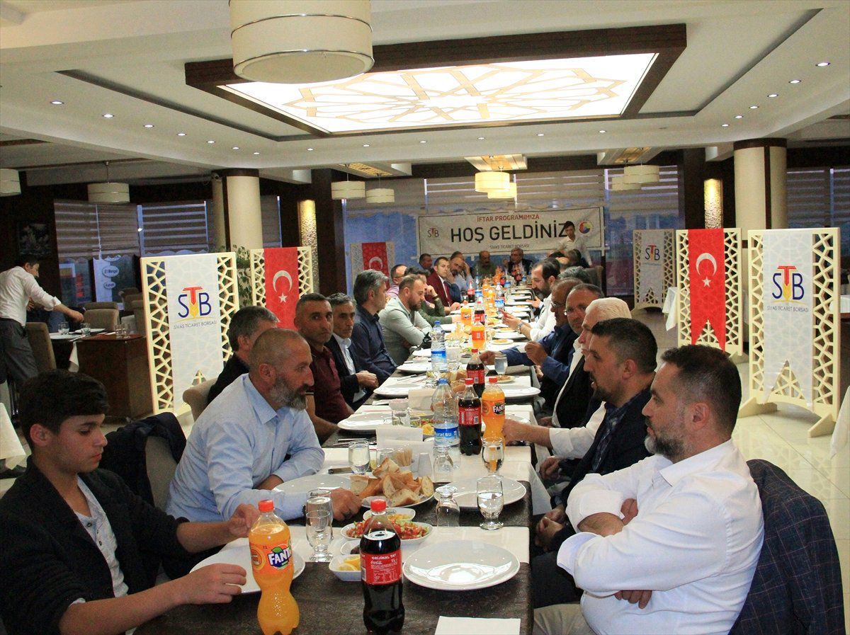 Ticaret Borsasından Suşehri\'nde İftar Programı
