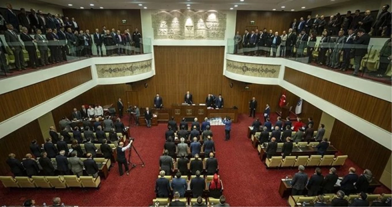 Yavaş\'ın Teklifi Meclis\'ten Geçti! Ankara\'da Tüm Bayramlarda Ulaşım Ücretsiz Olacak